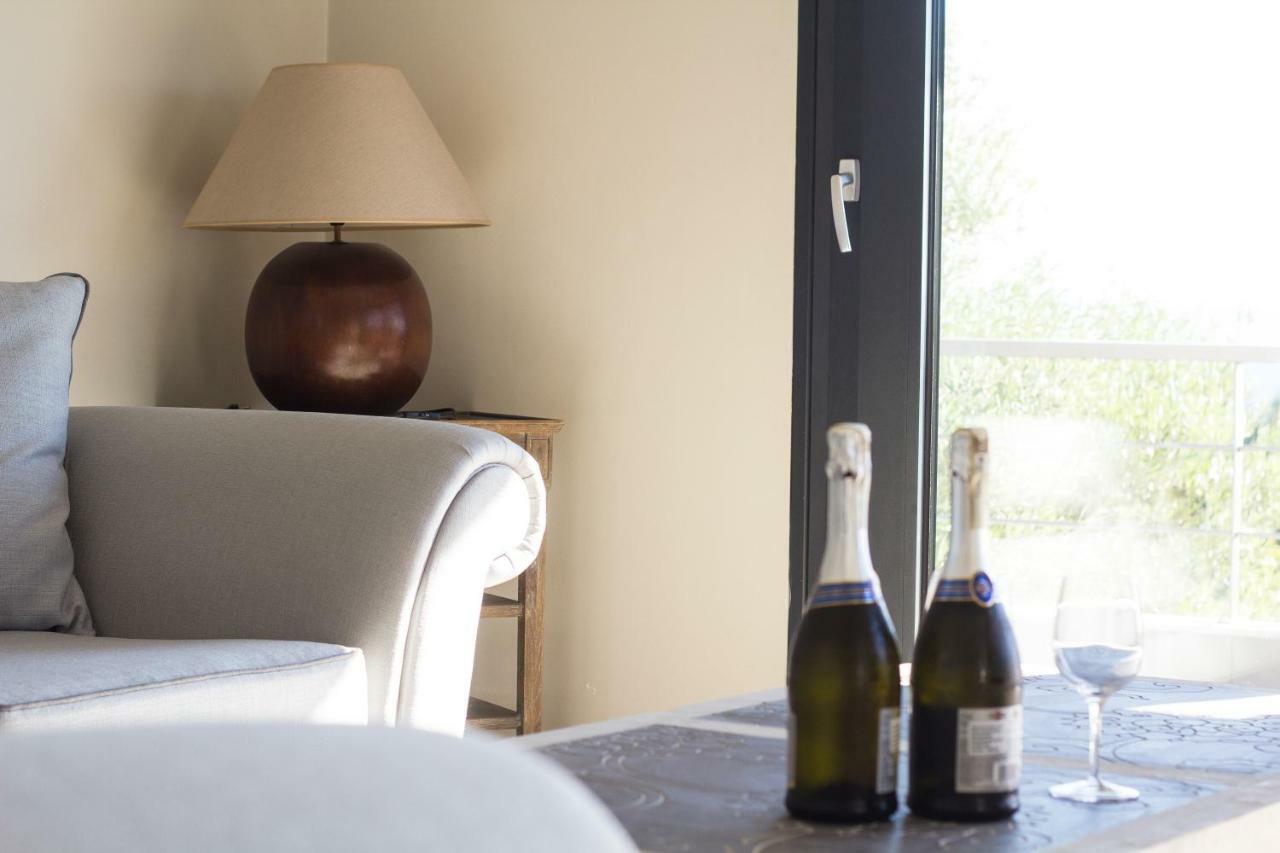 Olivia Estate Villa With Private Swimming Pool Ελιά Εξωτερικό φωτογραφία
